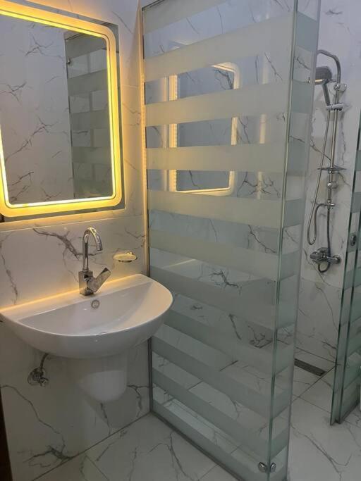 Apartment Stunning In 3 Bedroom In Midtown Compound Auc Avenue Cairo